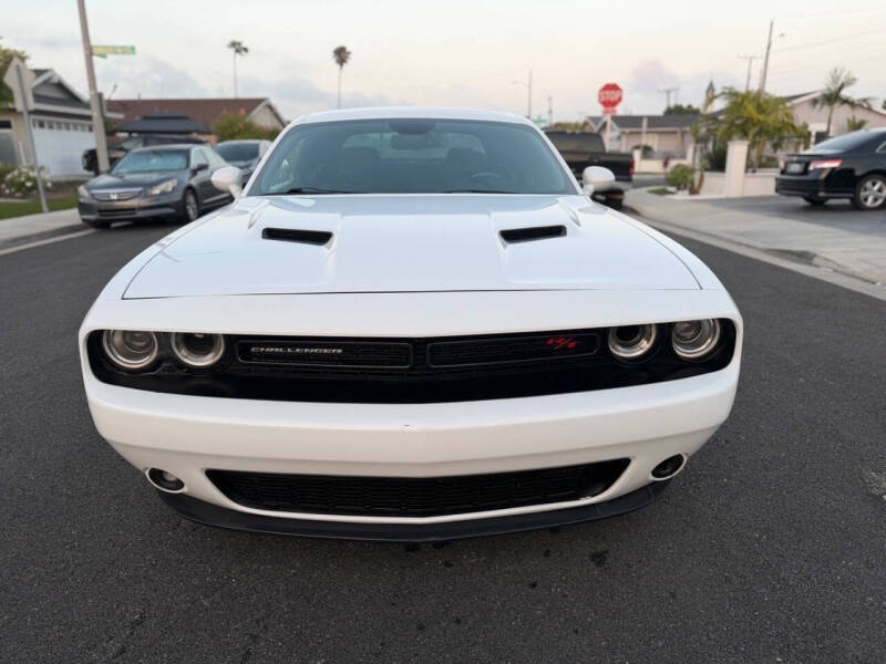 2015 Dodge Challenger R/T Shaker