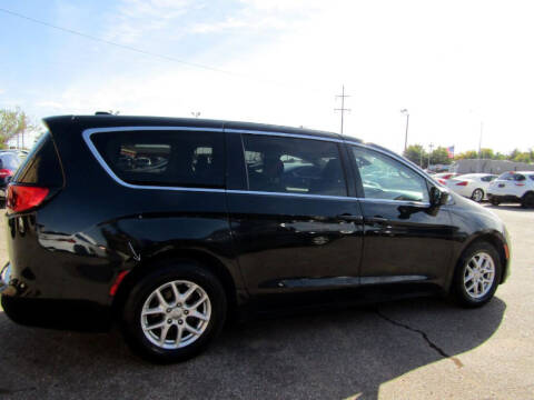 2017 Chrysler Pacifica Touring