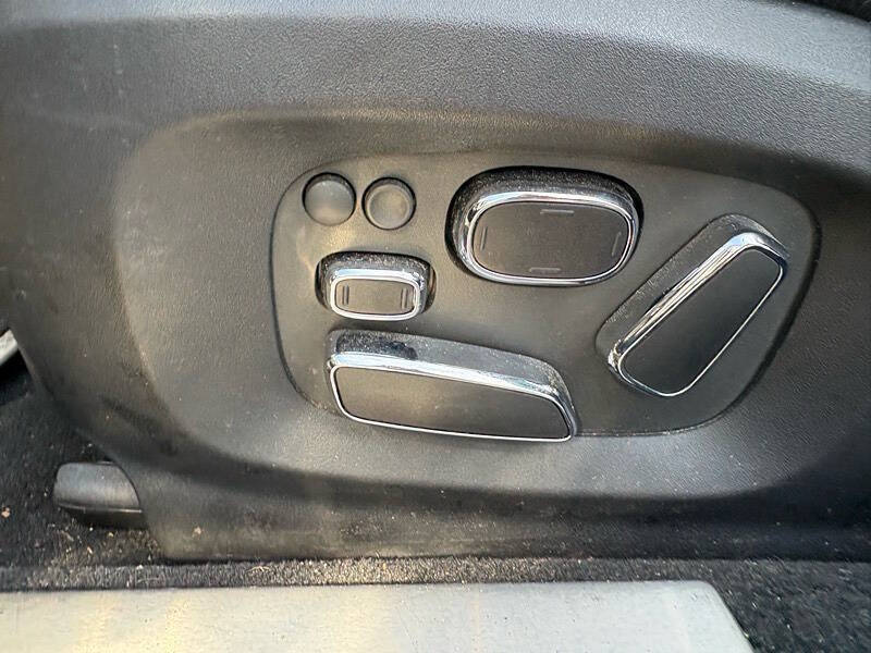 2013 Jaguar XJL Portfolio