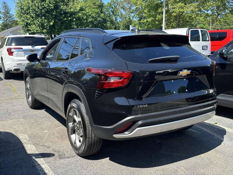 2025 Chevrolet Trax LT