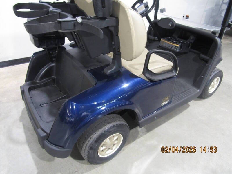 2020 E-Z-GO RXV