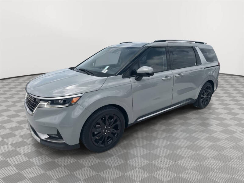 2023 Kia Carnival SX
