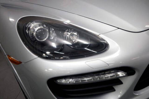 2014 Porsche Cayenne GTS