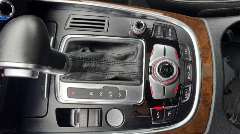 2015 Audi Q5 2.0T quattro Premium Plus