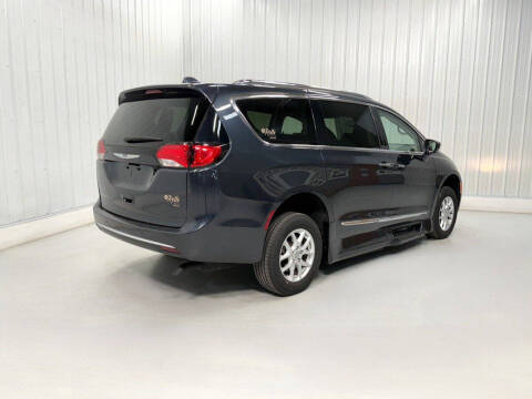 2020 Chrysler Pacifica Touring L