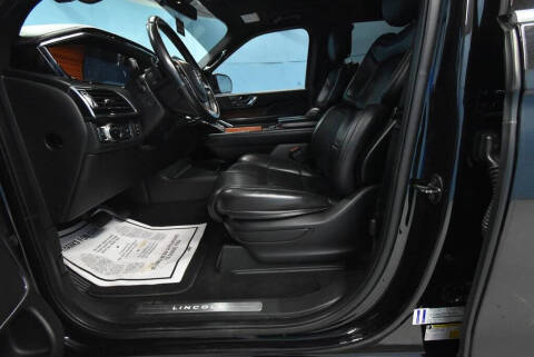 2019 Lincoln Navigator Select