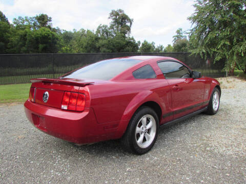 2008 Ford Mustang V6 Deluxe