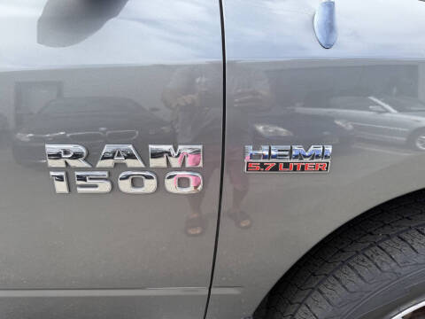 2013 RAM 1500 SLT