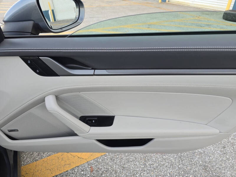 2025 Porsche 911 Carrera