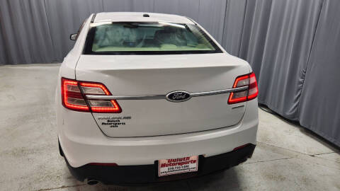 2014 Ford Taurus SE