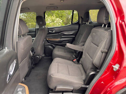 2017 GMC Acadia SLE-2