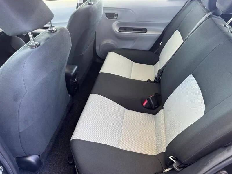 2014 Toyota Prius c