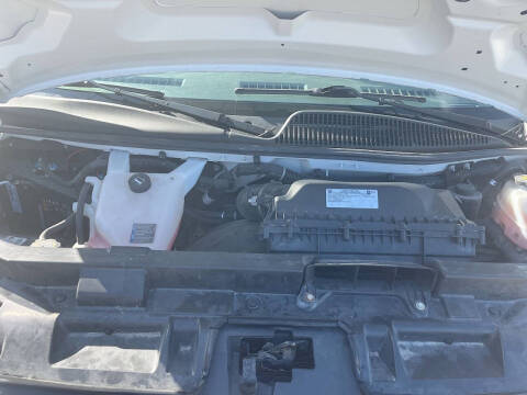 2023 GMC Savana 2500