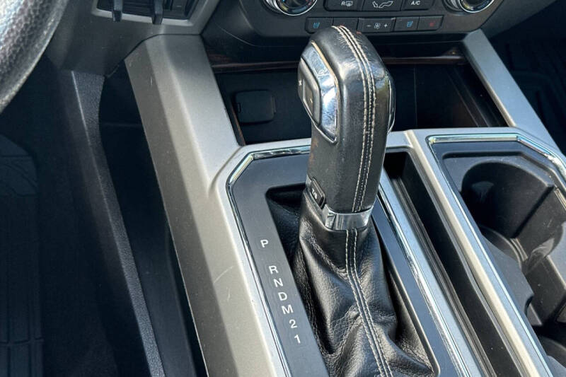 2015 Ford F-150 Lariat