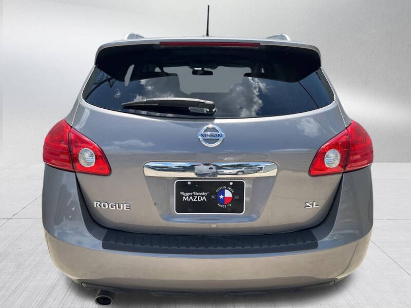 2011 Nissan Rogue SV