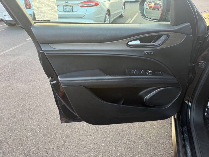 2018 Alfa Romeo Stelvio Ti Sport