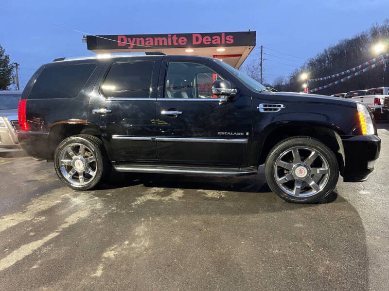 2007 Cadillac Escalade for sale at Dynamite Deals LLC in Arnold MO