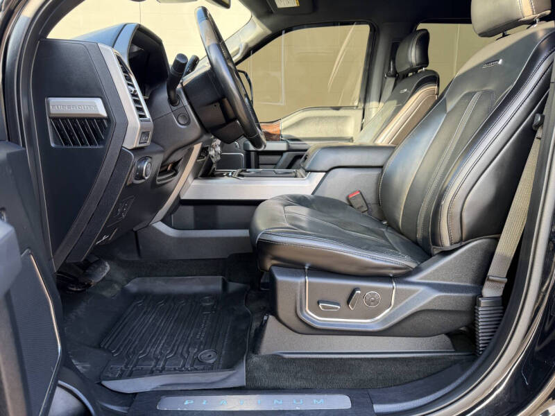 2017 Ford F-350 Super Duty Platinum