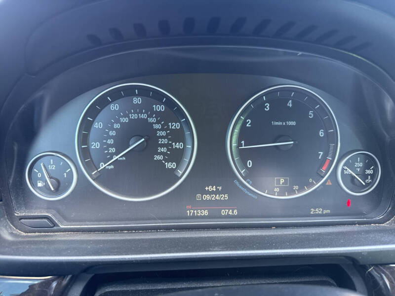 2016 BMW 5 Series 528i xDrive