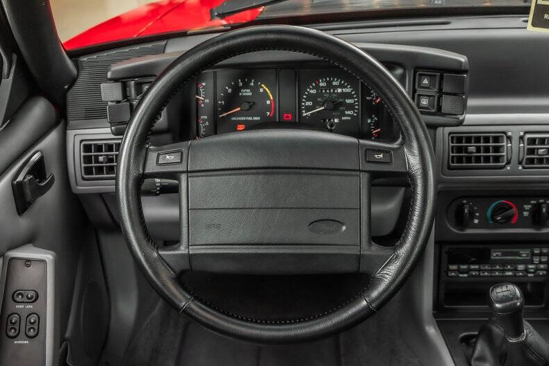 1993 Ford Mustang SVT Cobra