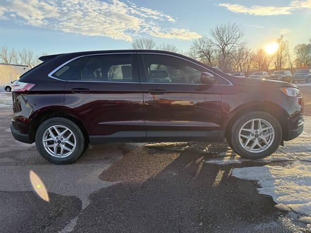 2022 Ford Edge SEL