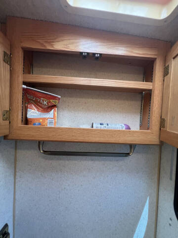 2001 Winnebago Journey 36L