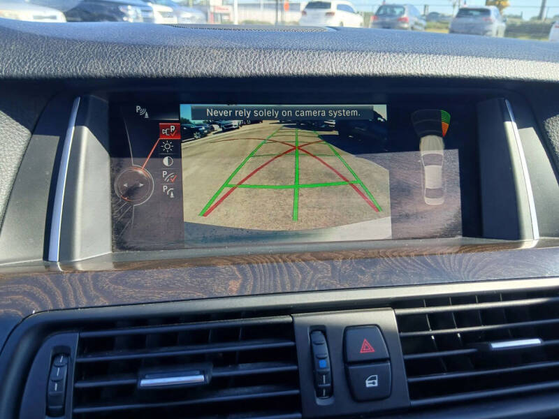 2016 BMW 5 Series 528i