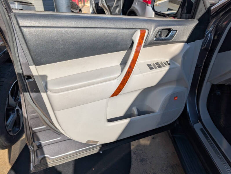 2012 Toyota Highlander Limited