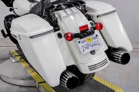 2018 Harley-Davidson Street Glide Special