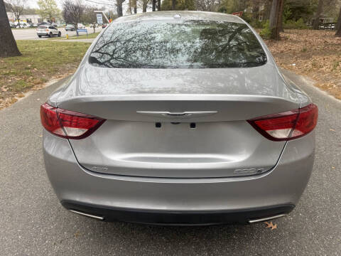 2015 Chrysler 200 S