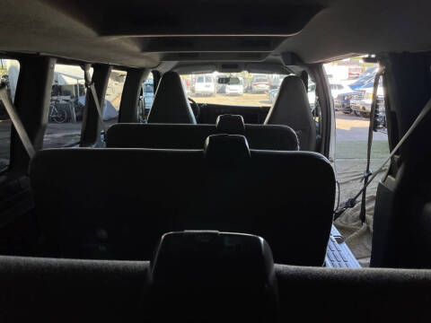 2023 Chevrolet Express LS 3500