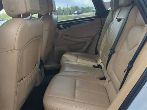 2016 Porsche Macan S