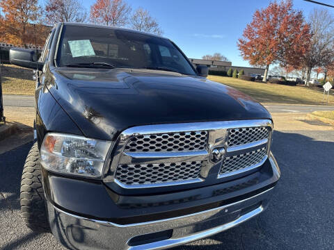 2013 RAM 1500 SLT