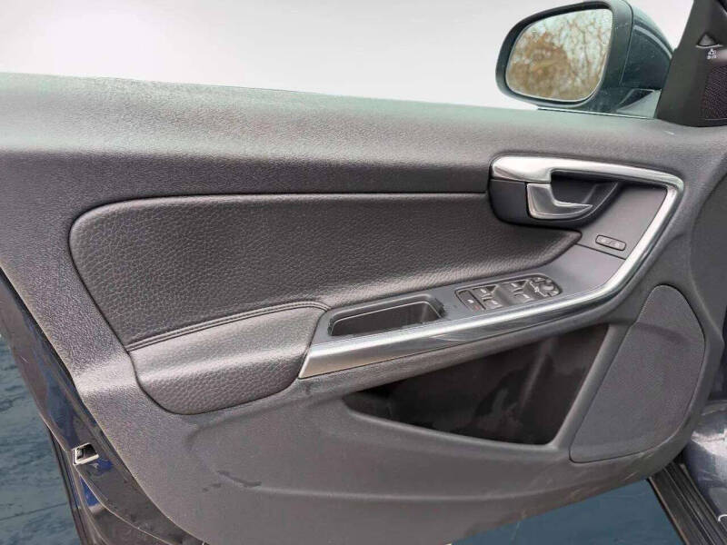 2013 Volvo S60 T5 Premier