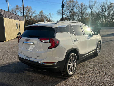 2024 GMC Terrain SLT