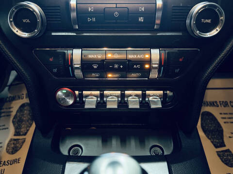 2019 Ford Mustang EcoBoost Premium