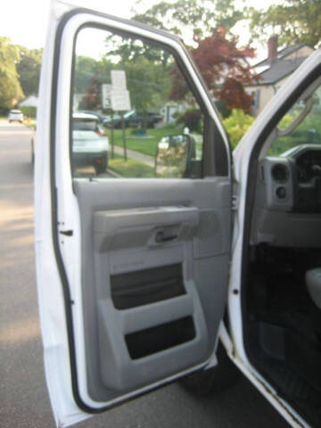 2012 Ford E-Series E-250