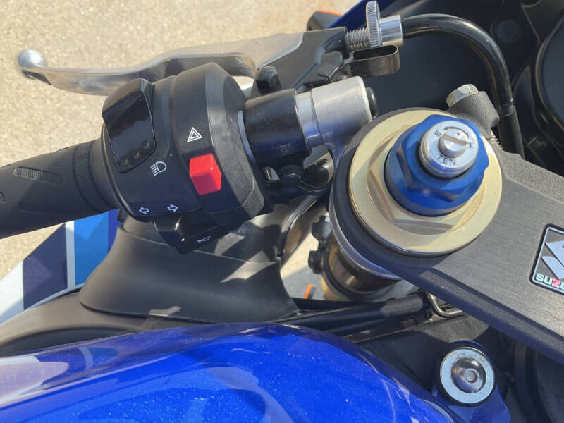 2005 Suzuki CBR750