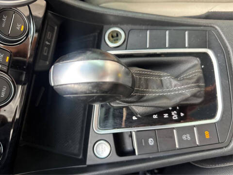 2020 Volkswagen Jetta R-Line