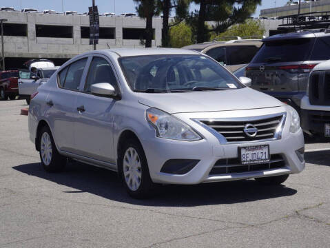 2018 Nissan Versa