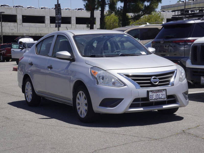 2018 Nissan Versa