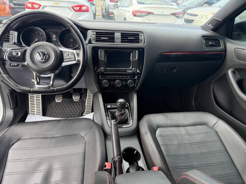 2016 Volkswagen Jetta 2.0T GLI SEL