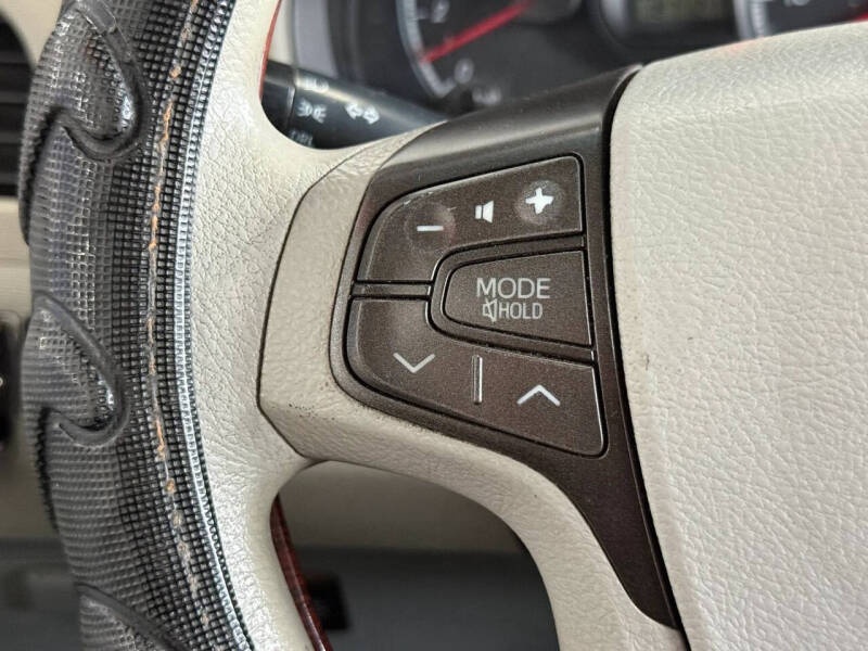 2012 Toyota Sienna