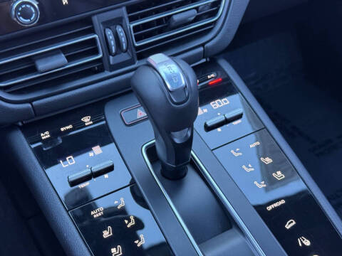 2023 Porsche Macan