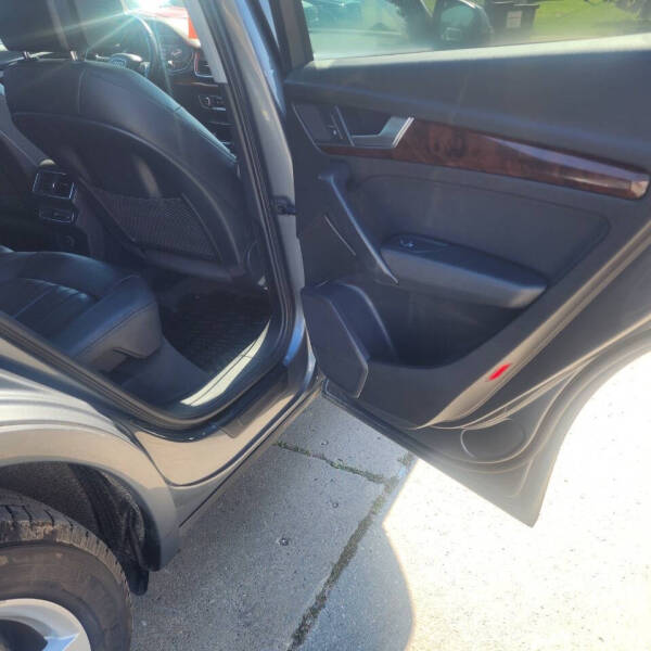 2018 Audi Q5 2.0T quattro Premium Plus