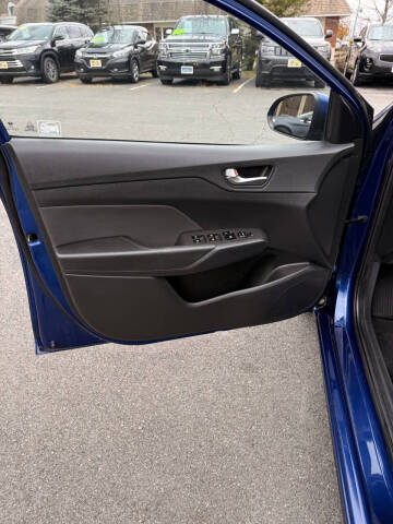 2020 Hyundai Accent SE