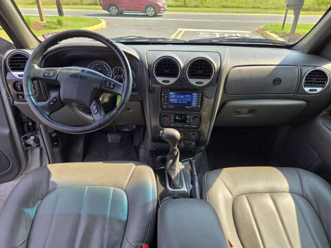 2004 GMC Envoy XUV SLT