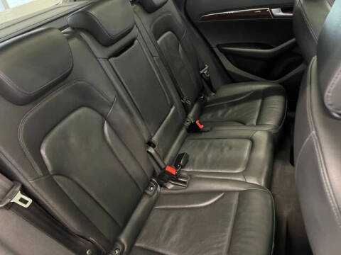 2010 Audi Q5 3.2 quattro Premium Plus