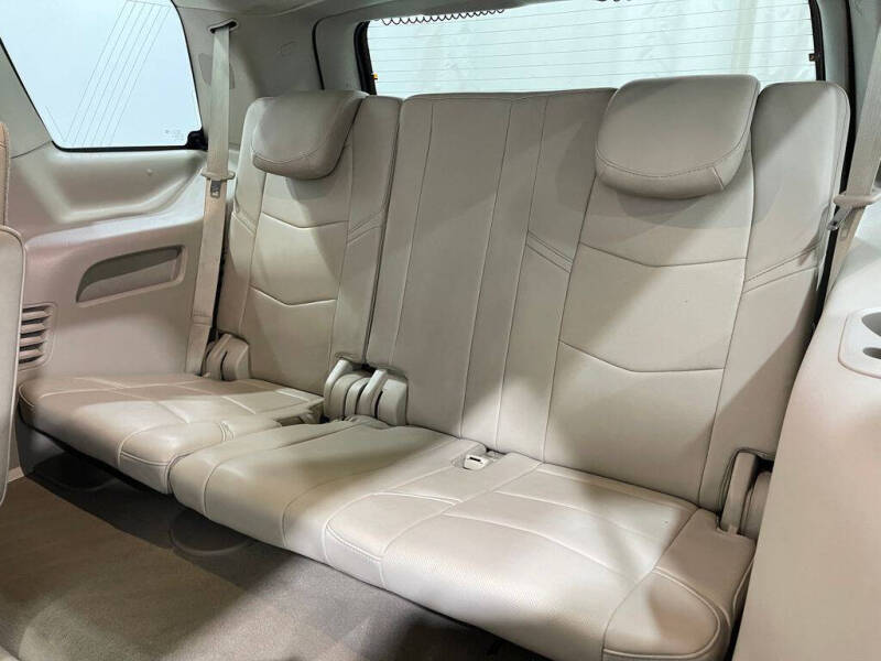 2016 Cadillac Escalade Luxury Collection