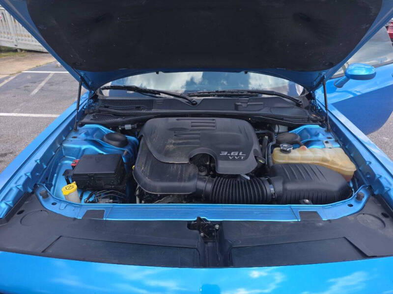 2016 Dodge Challenger SXT